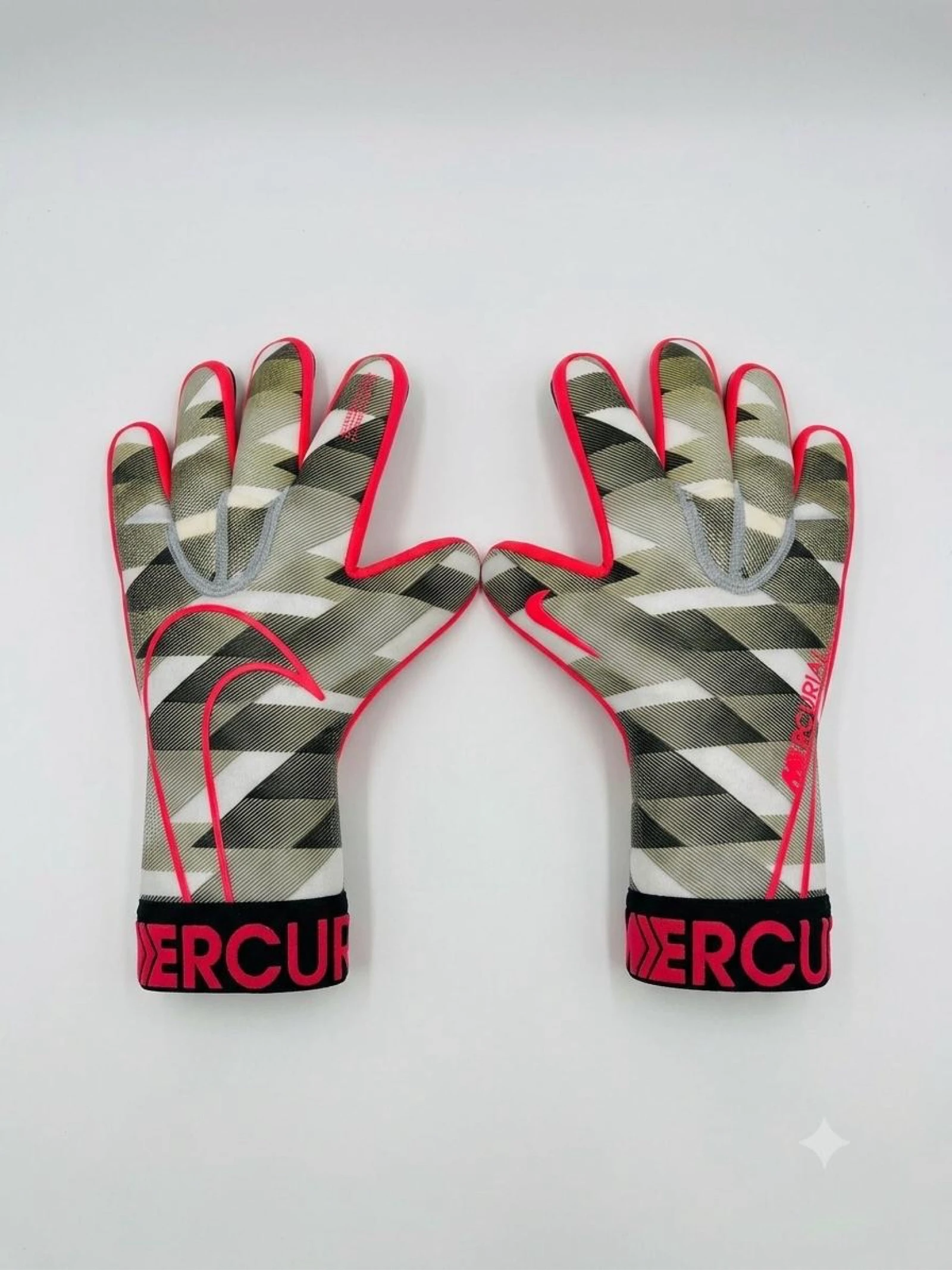 Guantes Nike
